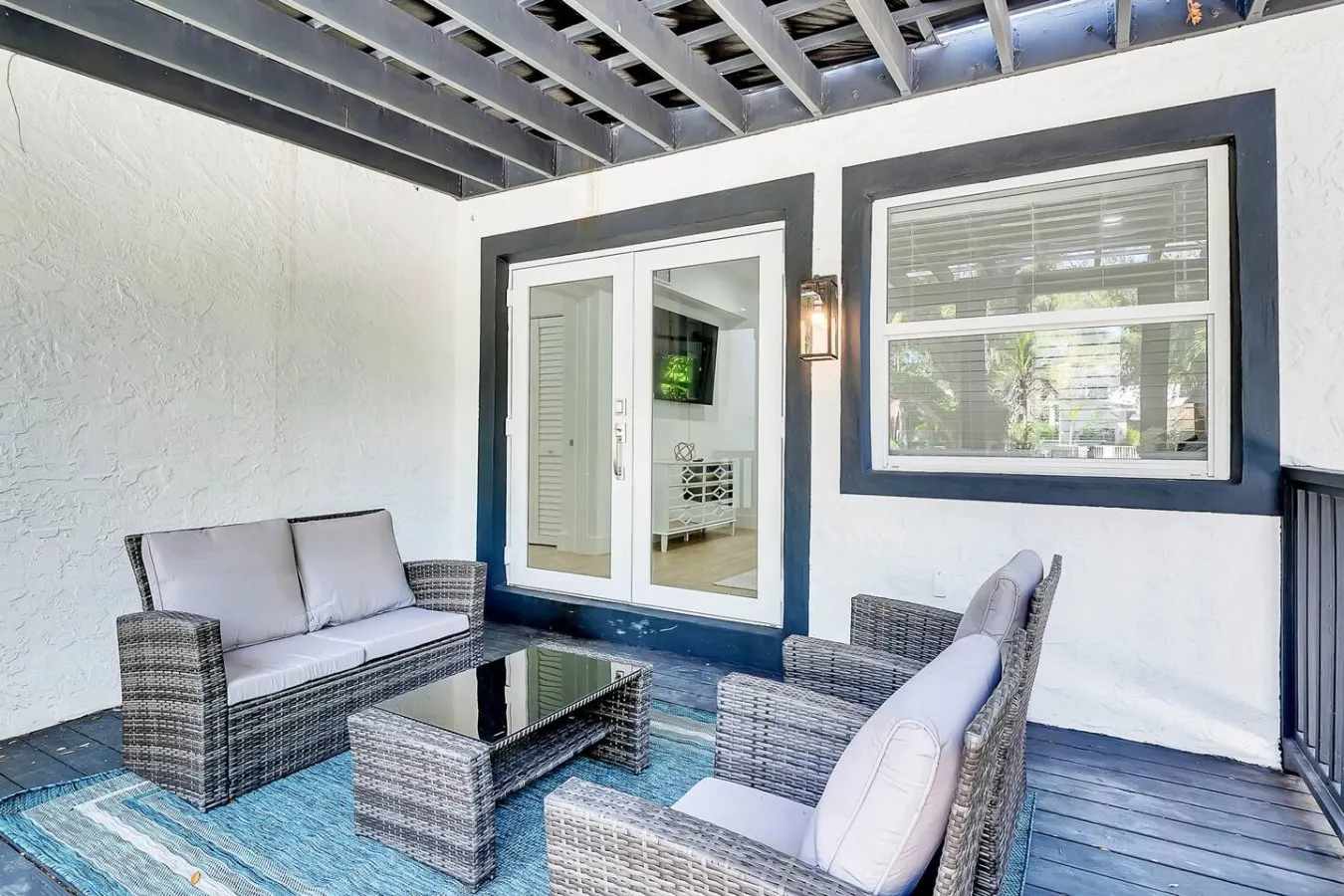 Gated Miami Luxury Oasis Pool & BBQ 4 Bed 4 Bath 16