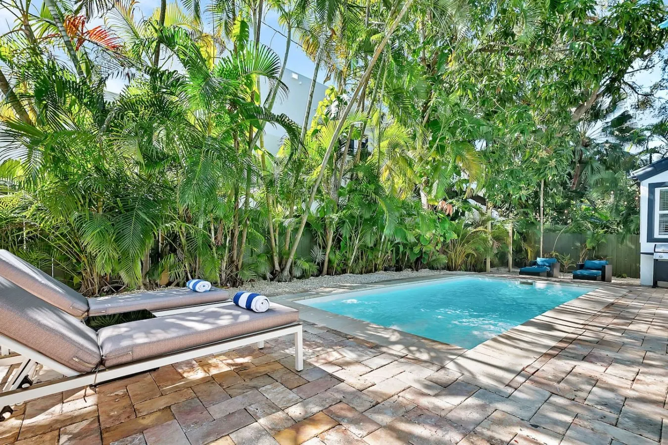 Gated Miami Luxury Oasis Pool & BBQ 4 Bed 4 Bath 18