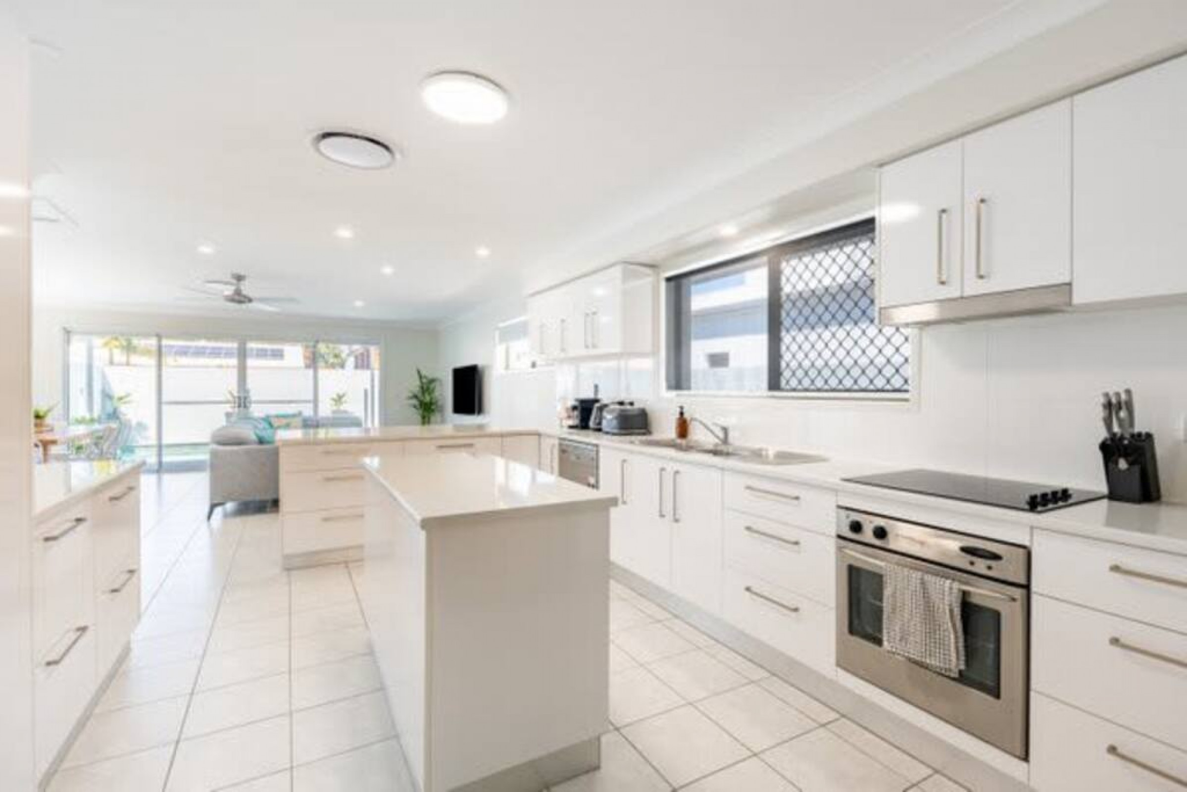 Mooloolaba · Escape to Mooloolaba & Feel At Home In Style — photo 5