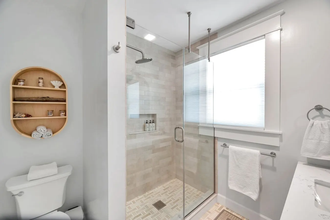Newly Renovated Nautical Apt Downtown St. Pete 9