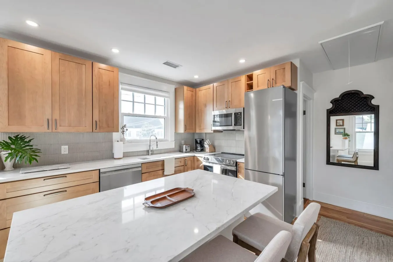 Newly Renovated Nautical Apt | Downtown St. Pete — photo 4