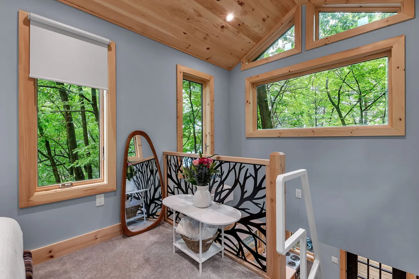 Lakefront Treehouse - Cowbird Canopy 14