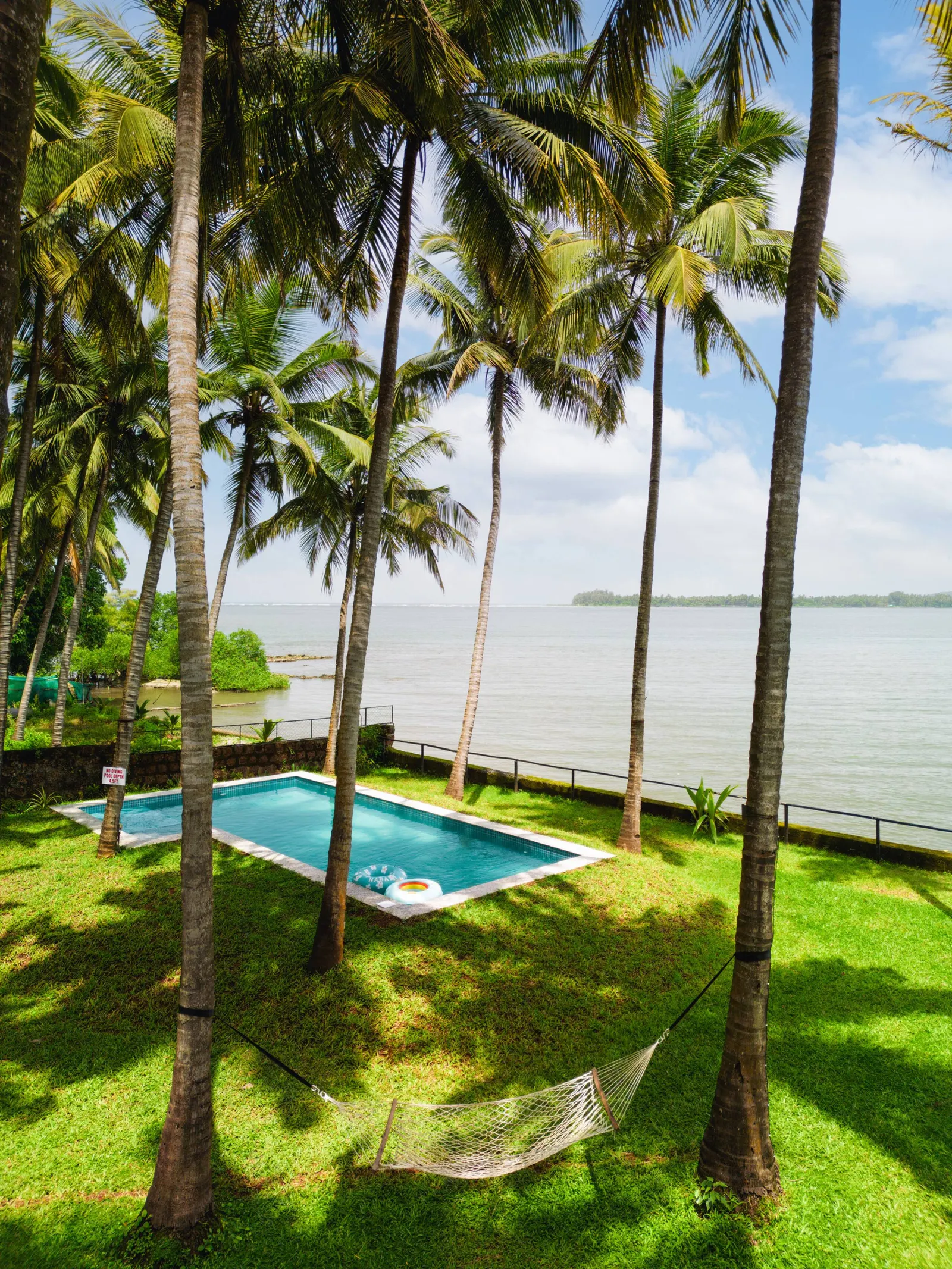 Baywater Vagator - Pvt pool - One bedroom Villa