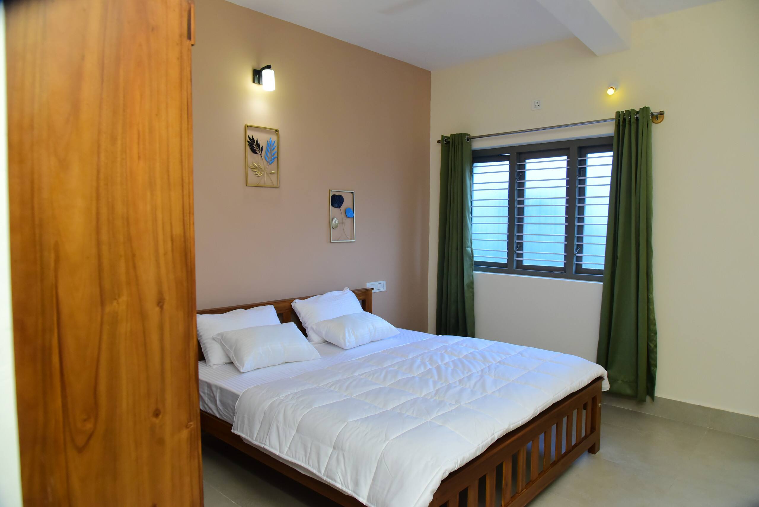Nirantara Luxury Service Apt 3 nos x 2 BHK for 12 8