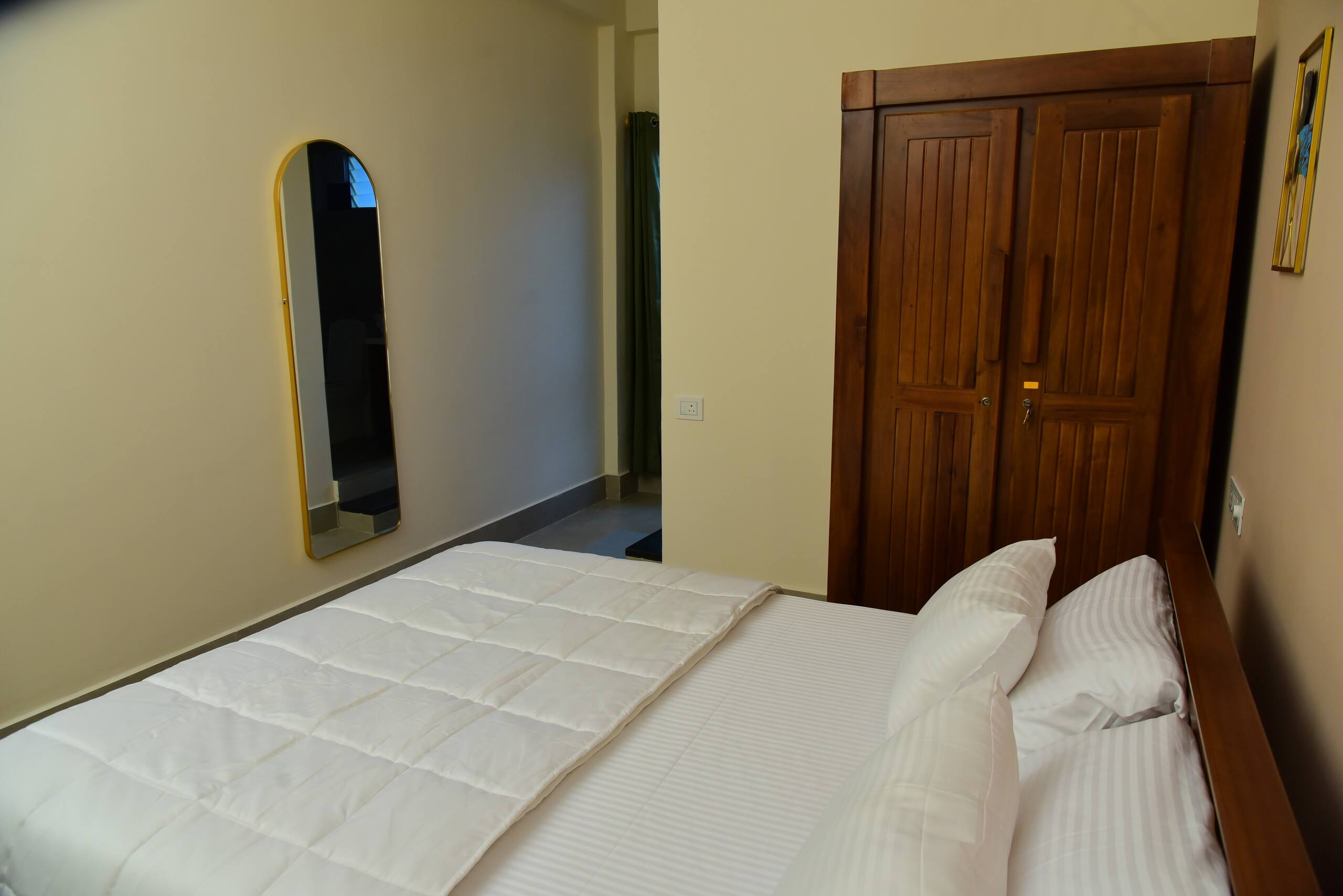 Nirantara Luxury Service Apt 3 nos x 2 BHK for 12 7