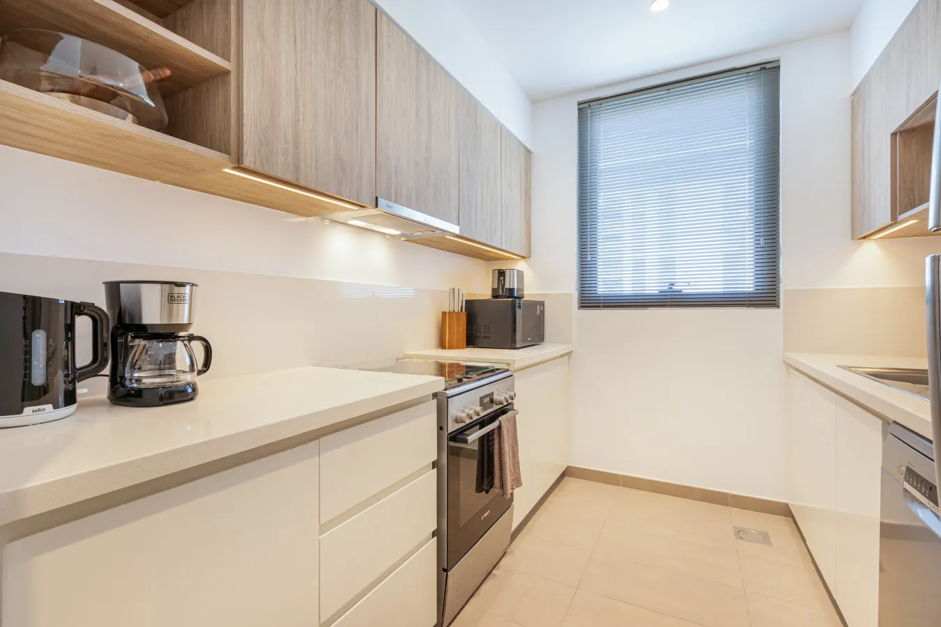 Luxury Modern Home with Direct Park Access 11