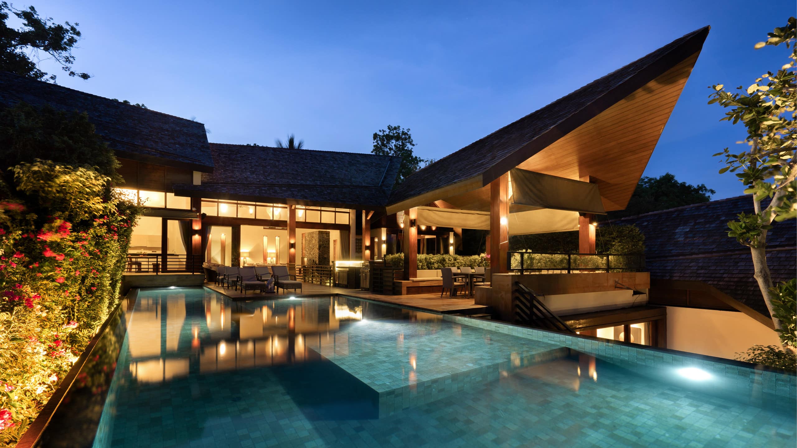 Baan Hinyai: Full Service, Chef, Beachfront, Pool