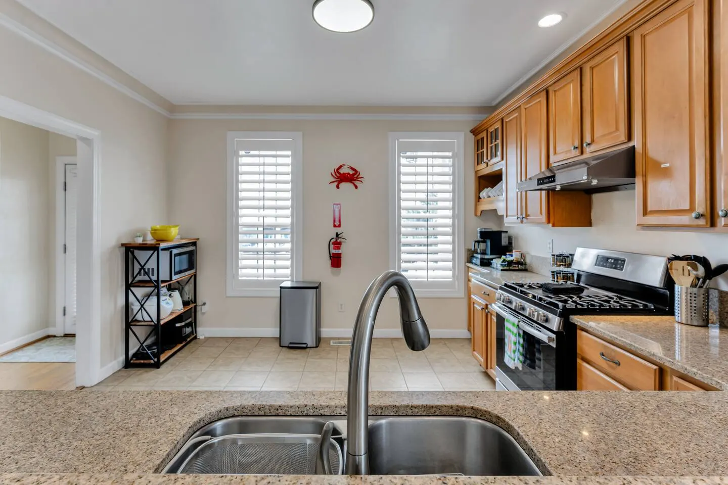 Norfolk Beach House Ocean Views Sleeps 8 9