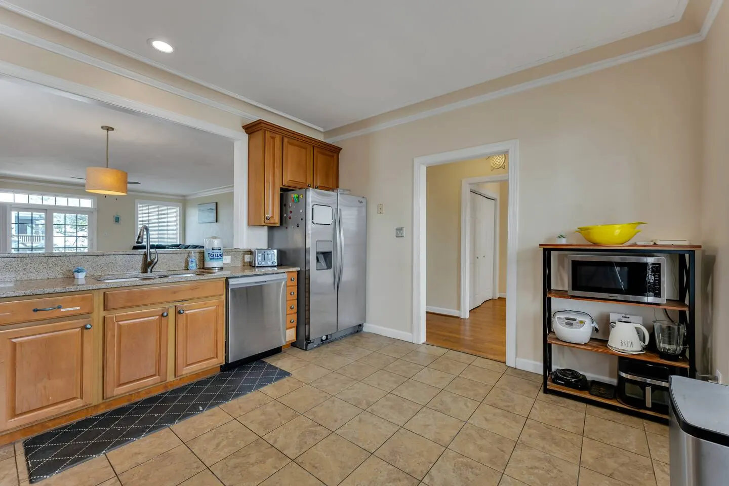 Norfolk Beach House Ocean Views Sleeps 8 13