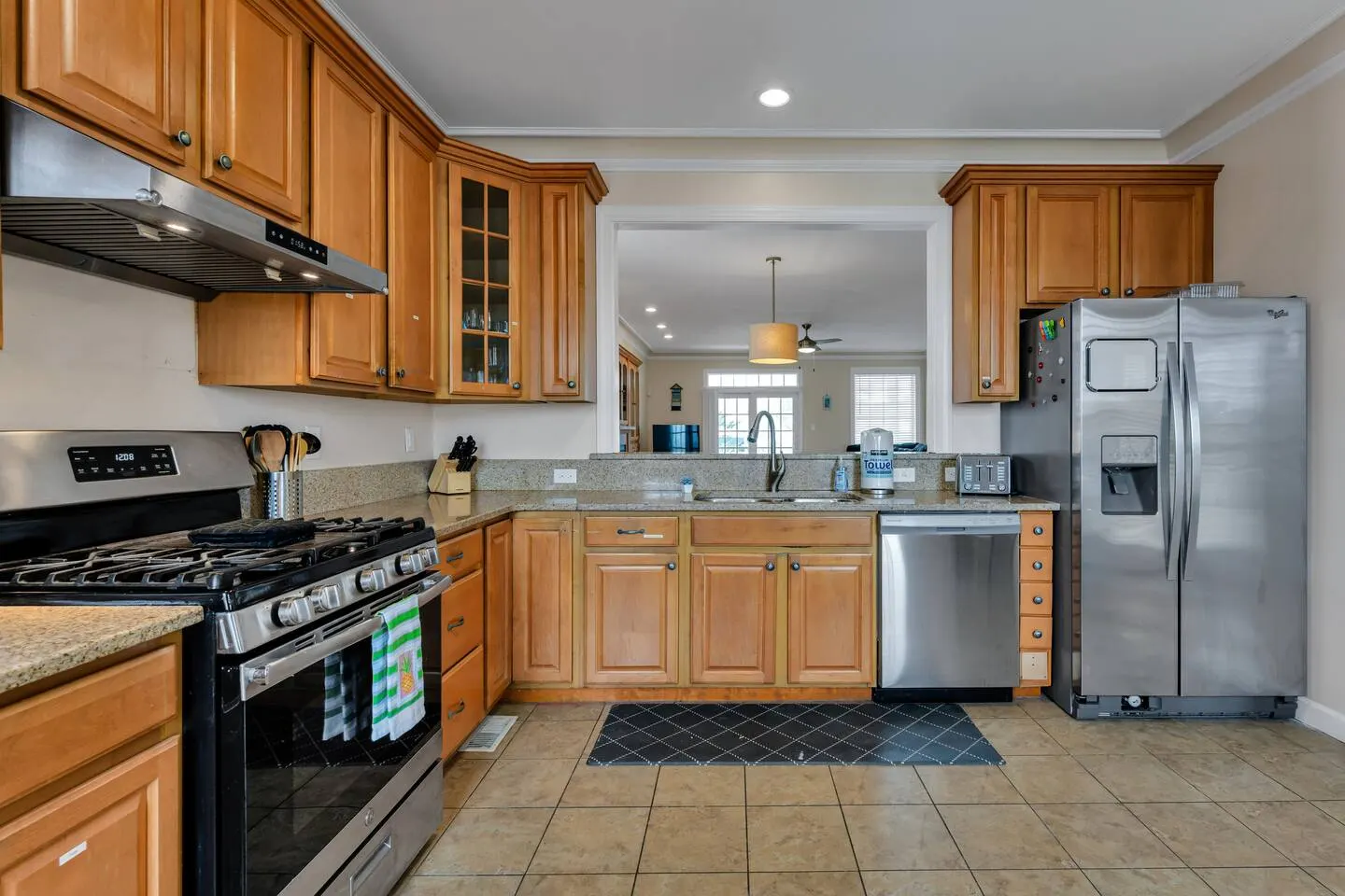 Norfolk Beach House Ocean Views Sleeps 8 14