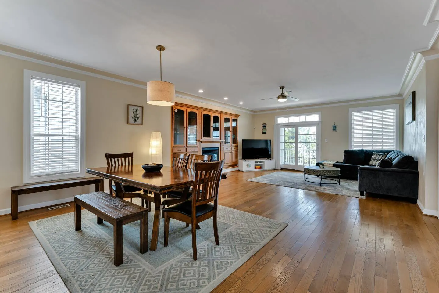 Norfolk Beach House Ocean Views Sleeps 8 3