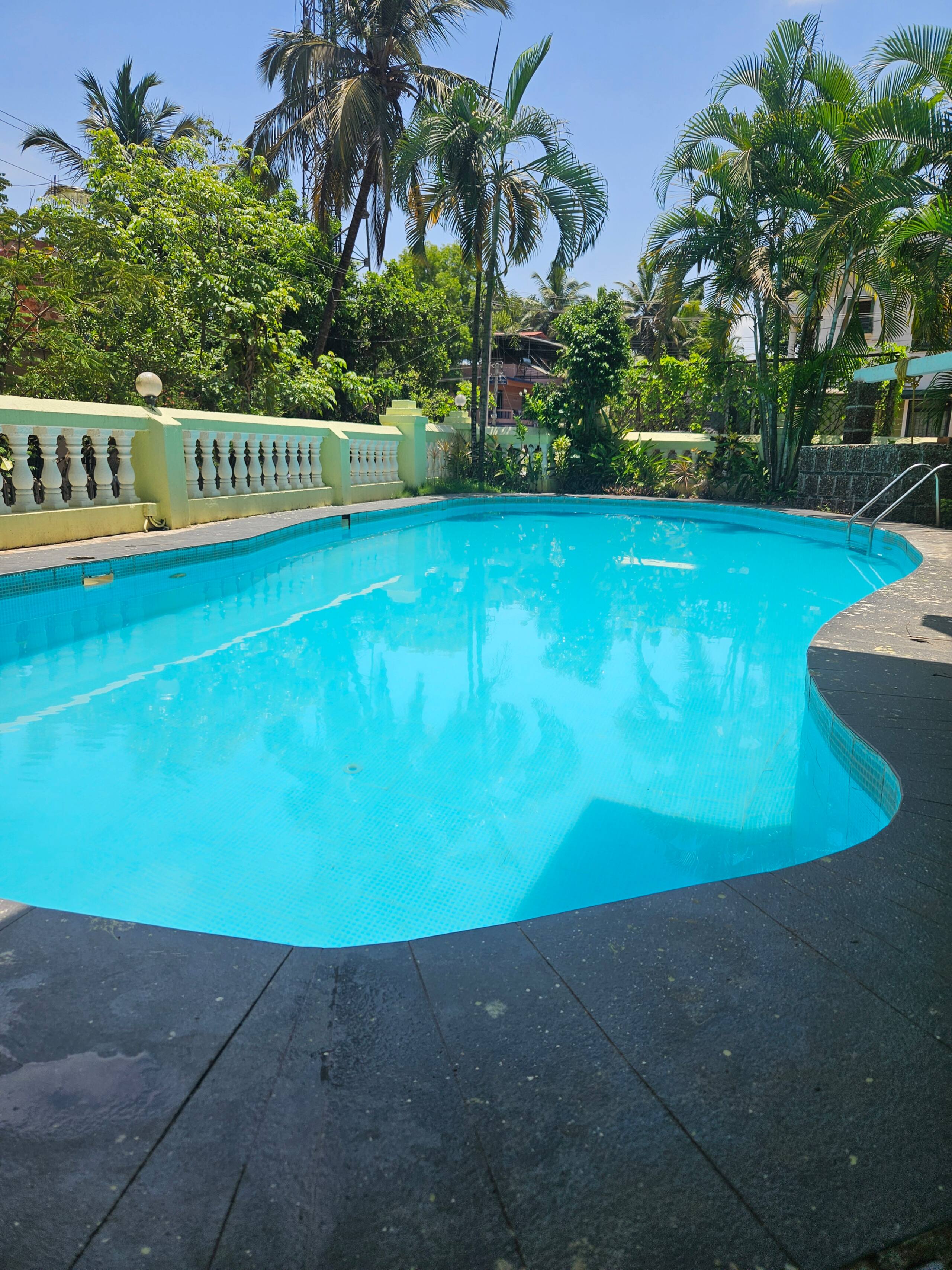 Casa Brisa | 2BHK with pool | 2 mins frm the Beach 6