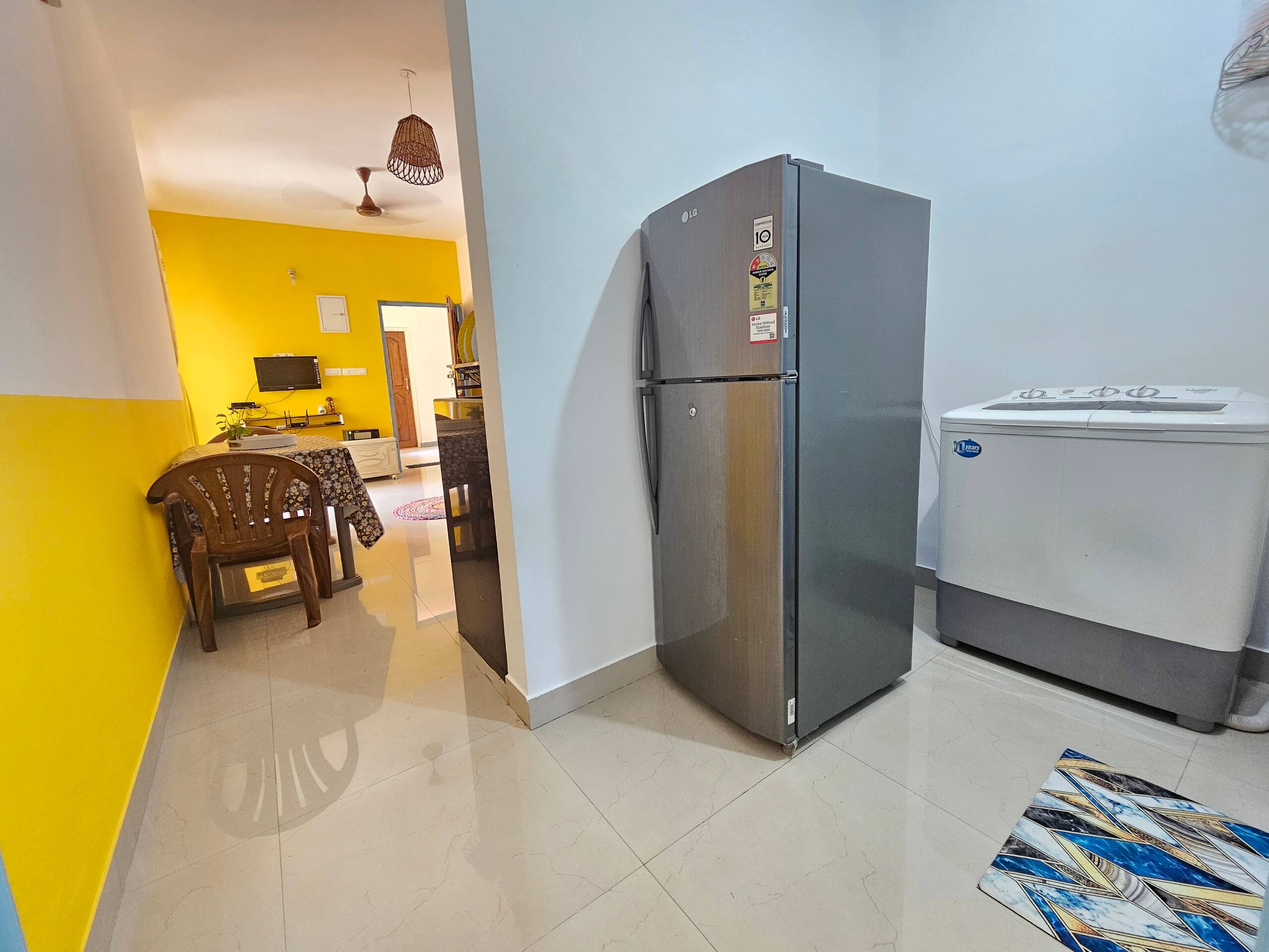 Casa Brisa | 2BHK with pool | 2 mins frm the Beach 21