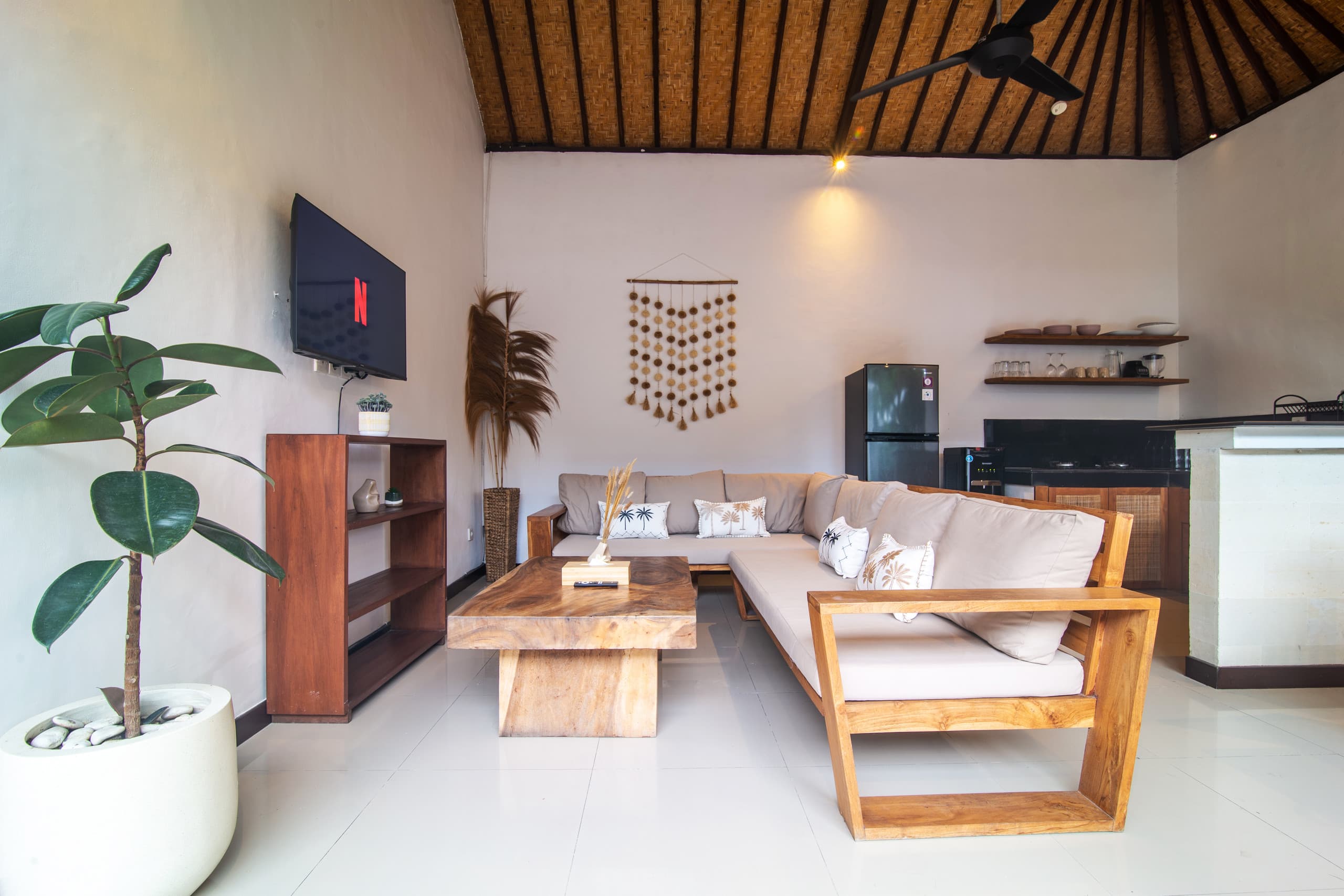 3 bedrooms Villa in Bali, Seminyak Private pool 6