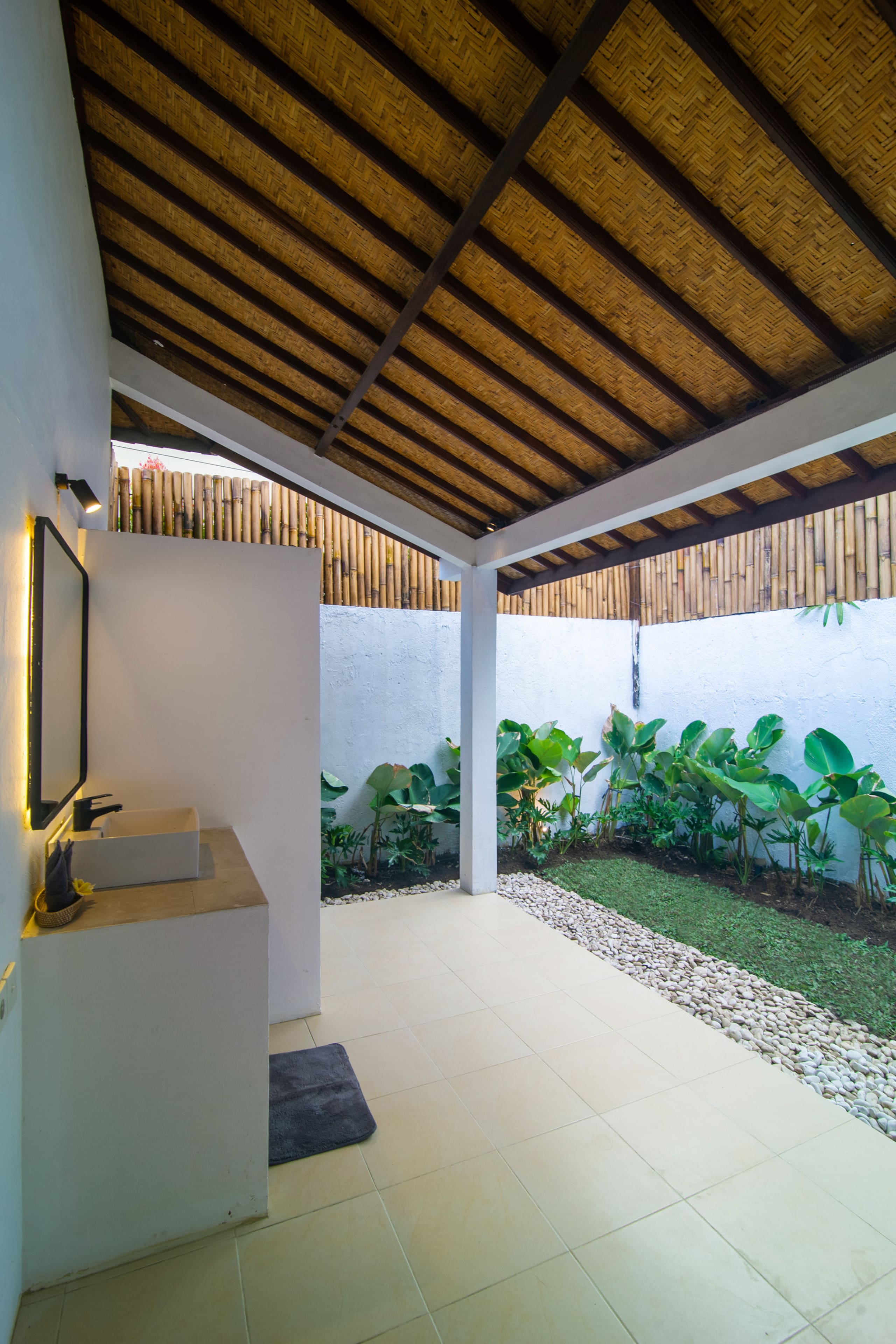 3 bedrooms Villa in Bali, Seminyak Private pool 24