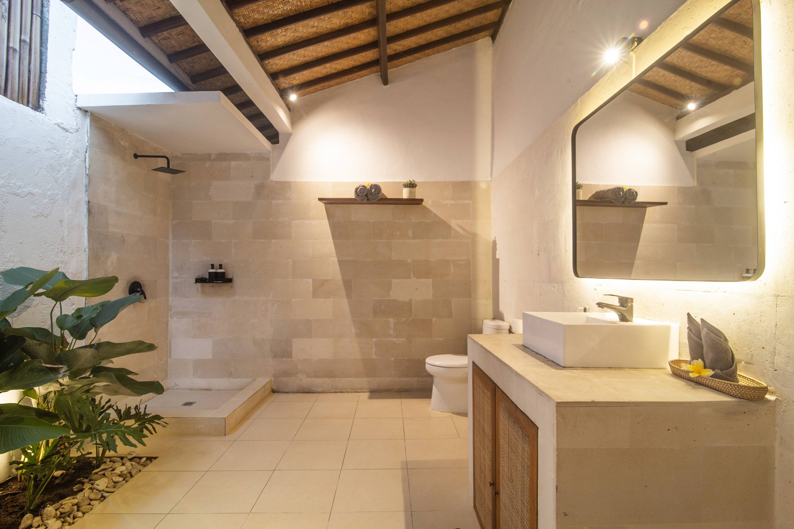 3 bedrooms Villa in Bali, Seminyak Private pool 21