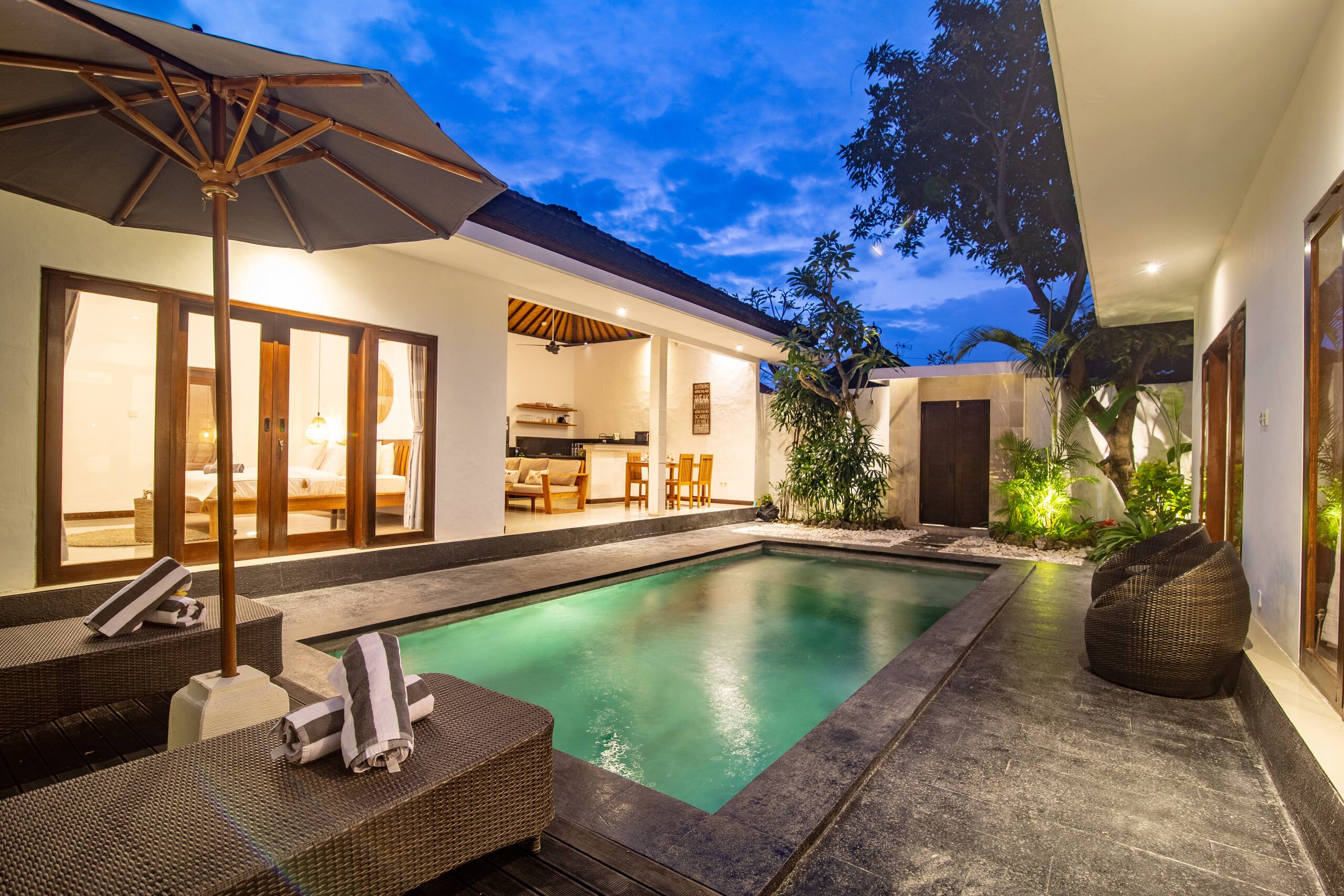 3 bedrooms Villa in Bali, Seminyak Private pool