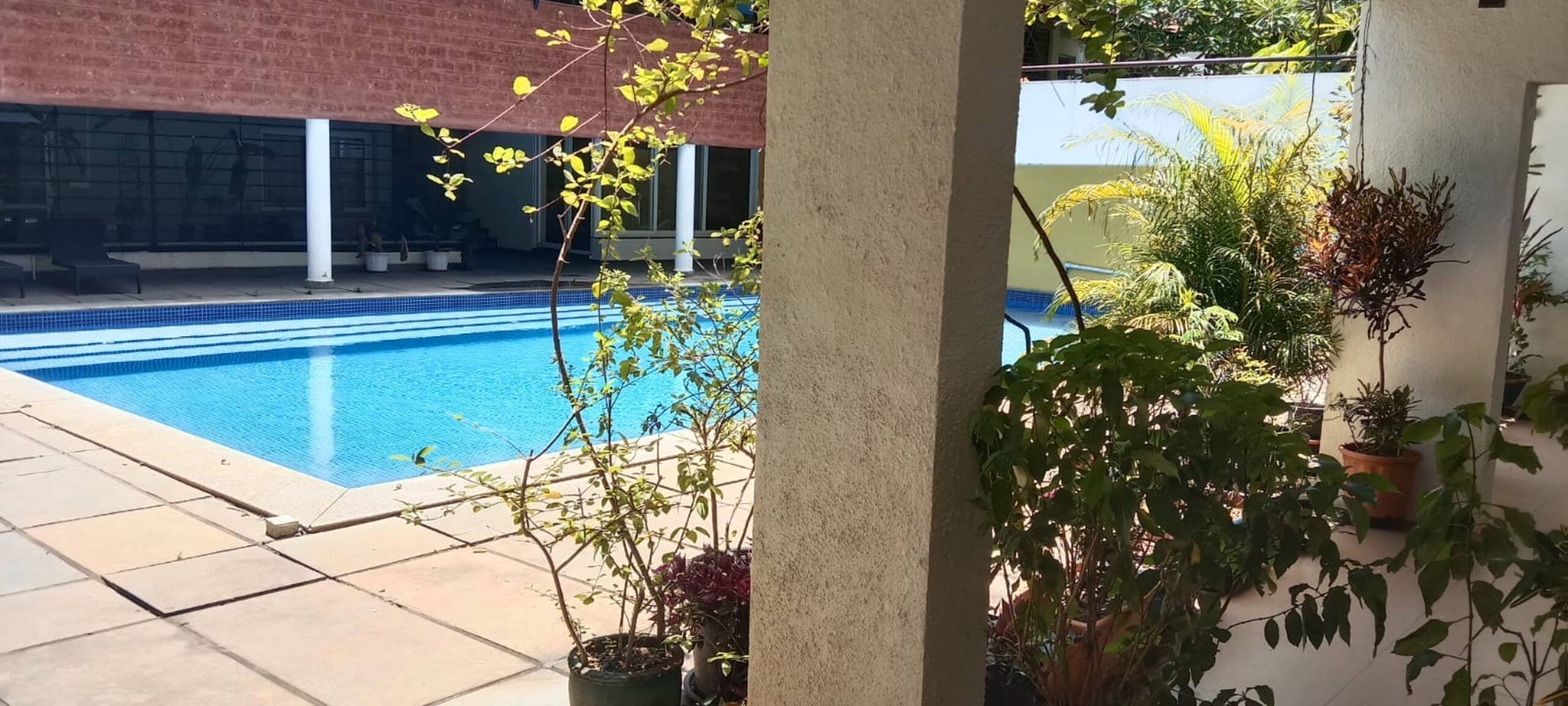 Adi's Solaris|Spacious 2BHK| Luxury Bliss Poolside — photo 4