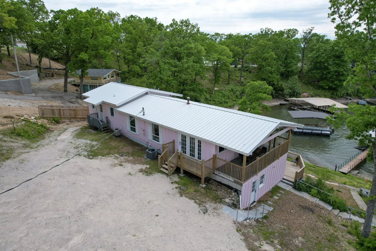 Villa #2 Sleep 10 Upper 1