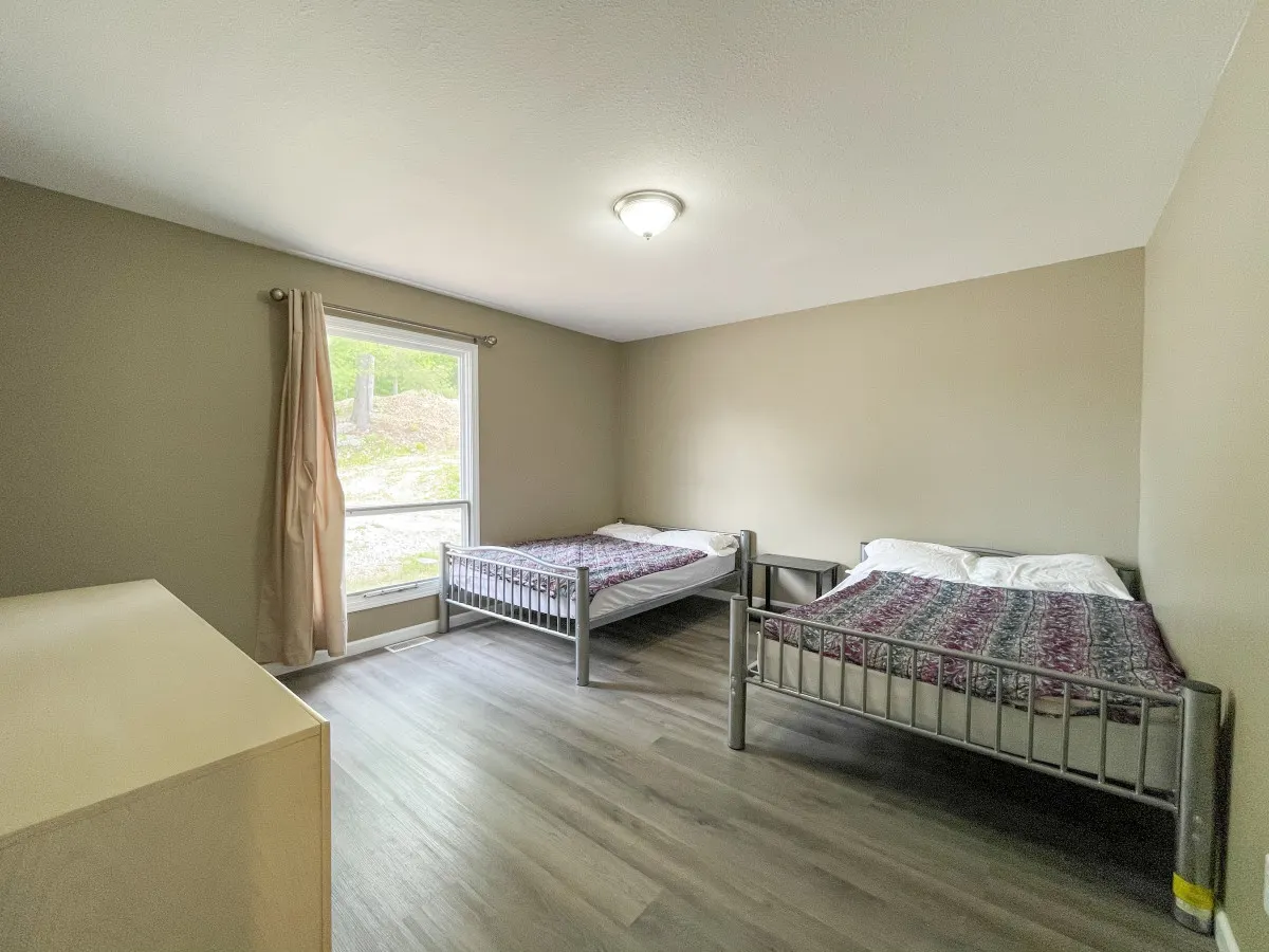 Villa #2 Sleep 10 Upper 8