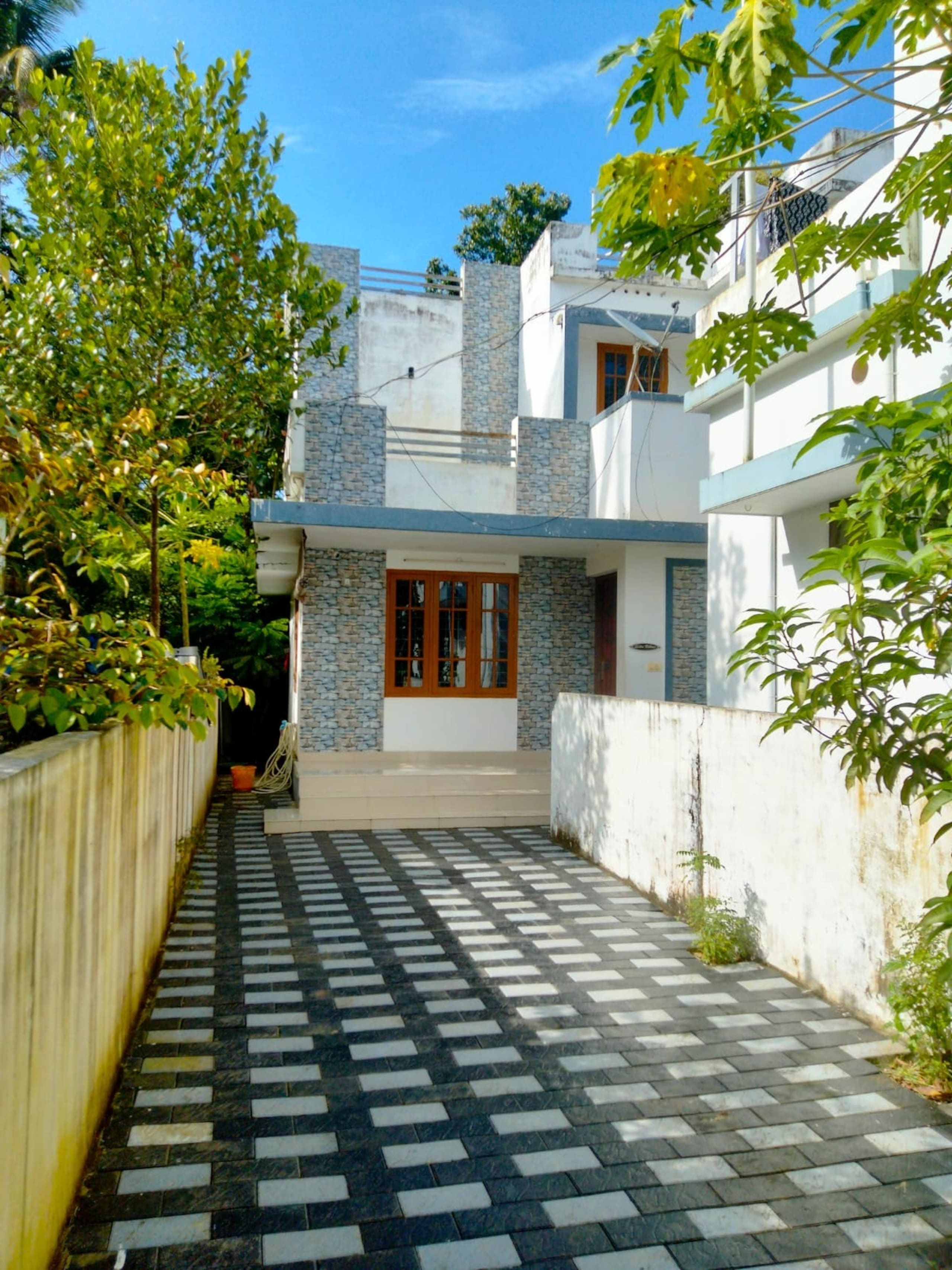 Serene Escape | Peaceful Stay Near City 1