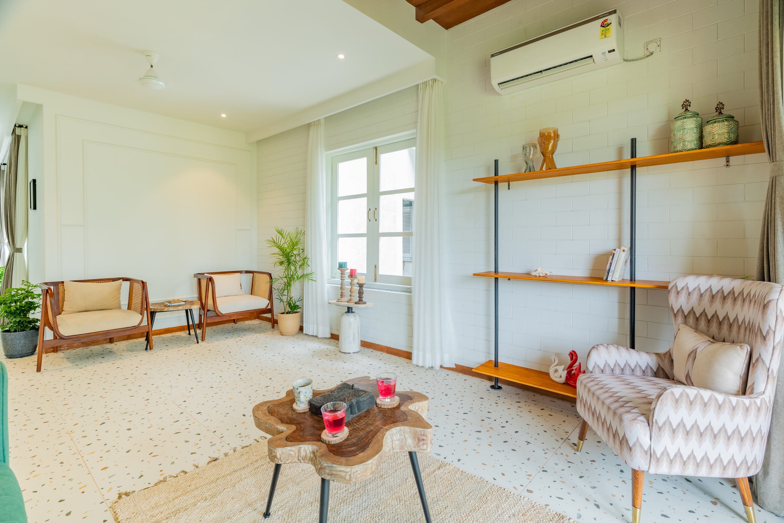 5 BHK villa w/ Pvt Pool, terrace & Pets 21