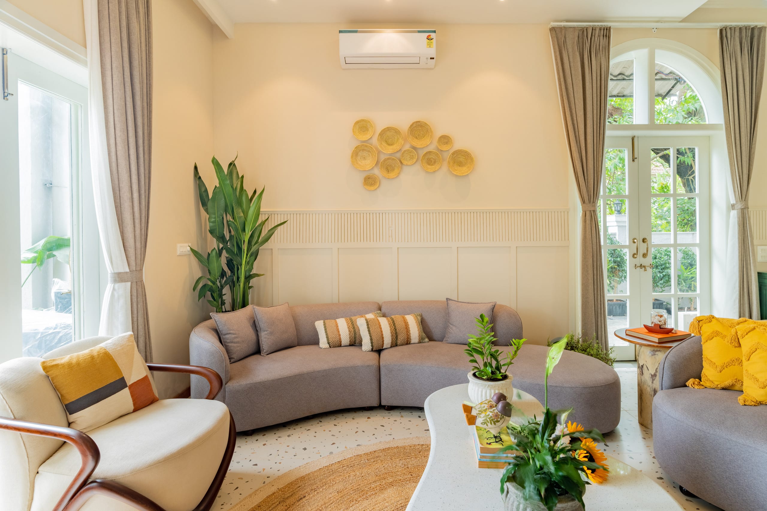 5 BHK villa w/ Pvt Pool, terrace & Pets 12