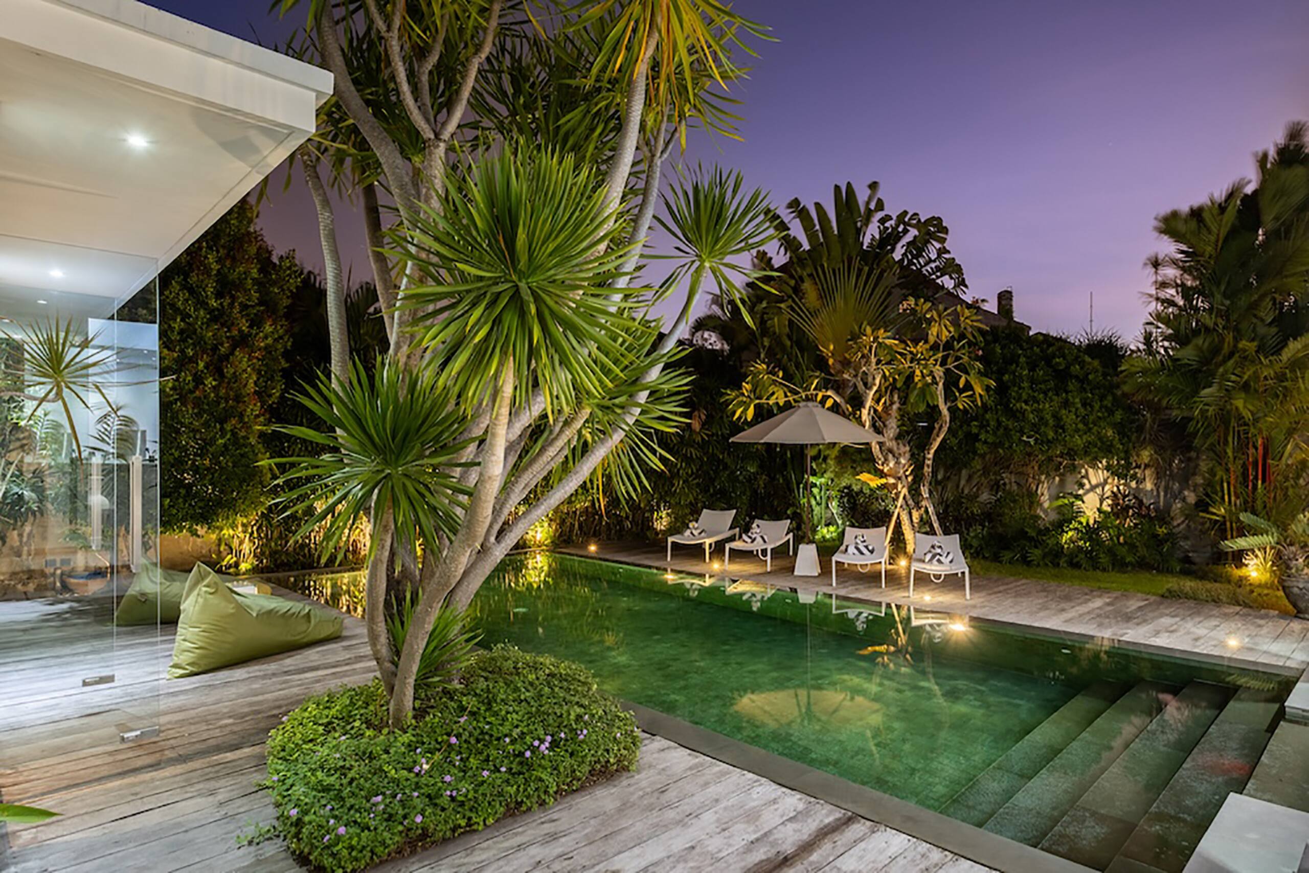 Villa Bahia 10mn walk to Central Seminyak Oberoi 6