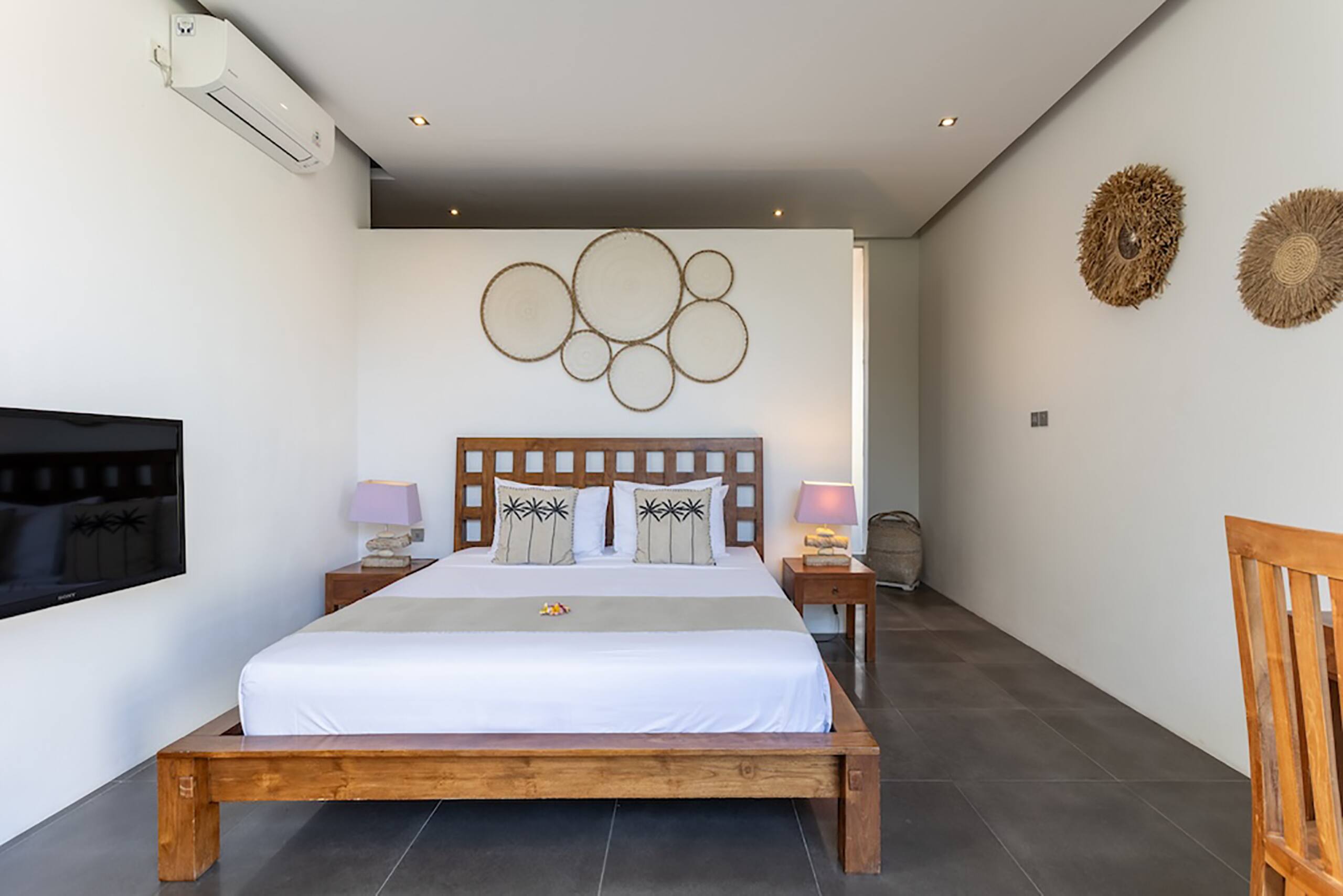 Villa Bahia 10mn walk to Central Seminyak Oberoi 37
