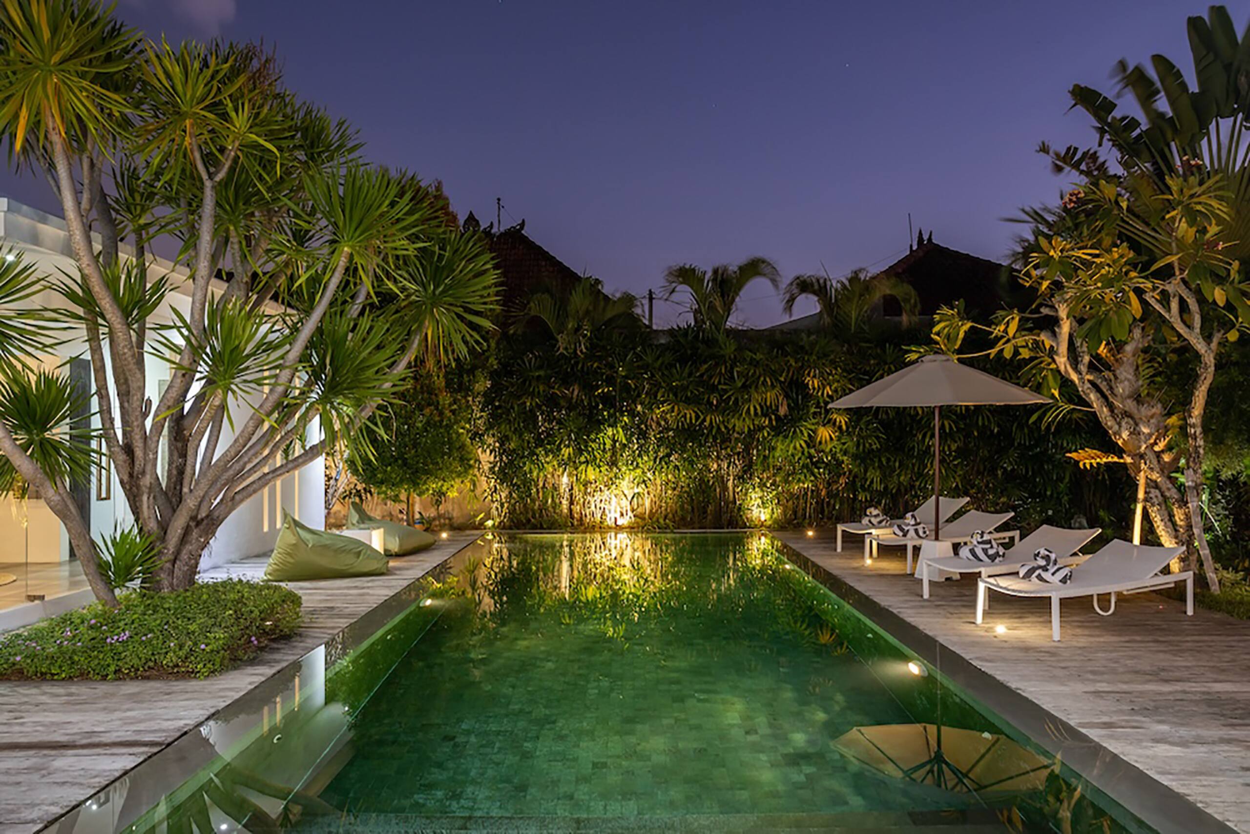 Villa Bahia 10mn walk to Central Seminyak Oberoi 19