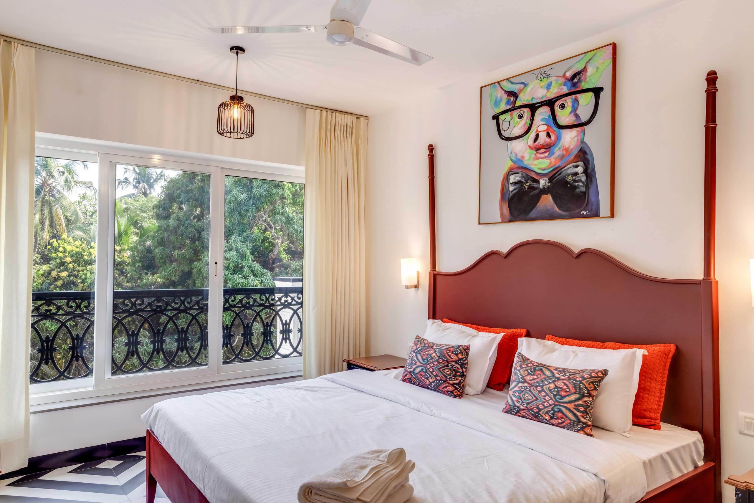 Unique 2BHK | 2 min to Beach | Rooftop Pool & Gym 23