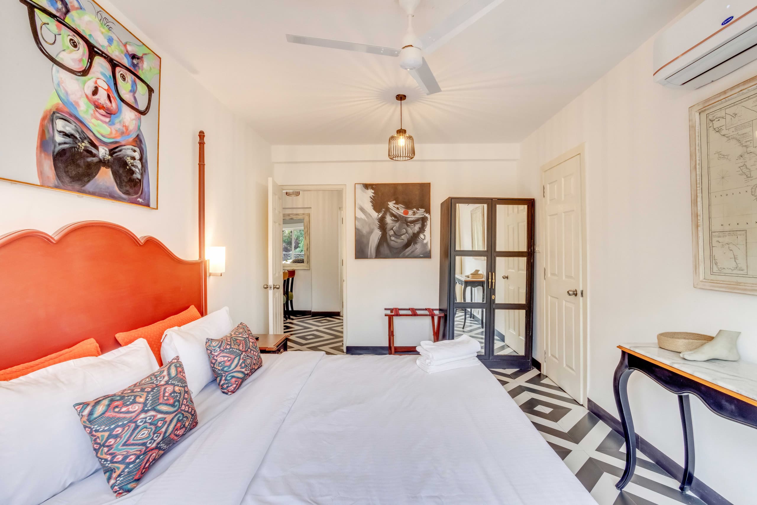 Unique 2BHK | 2 min to Beach | Rooftop Pool & Gym 25
