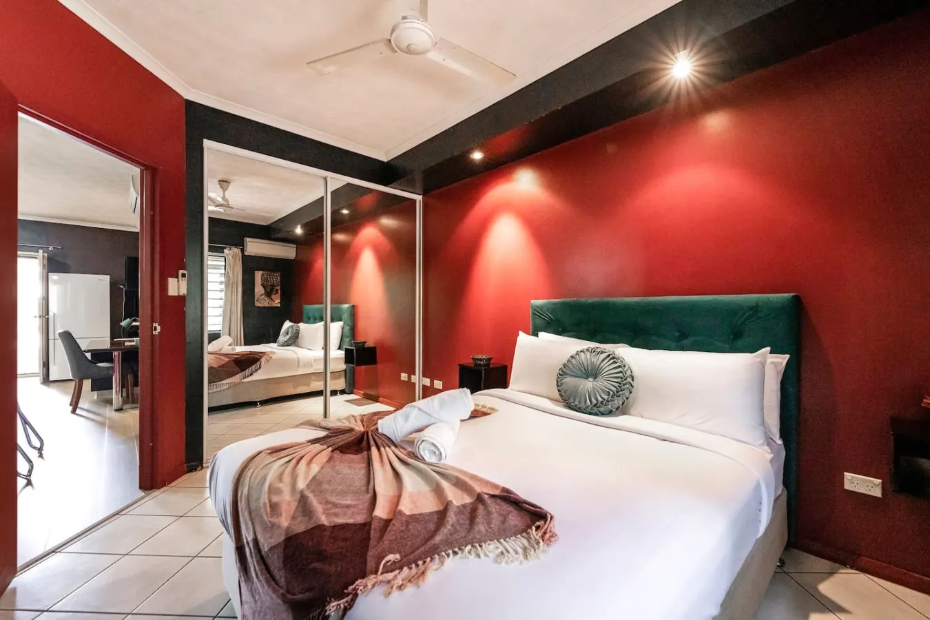 Zen Markets ~ 1BR unit in Parap 12