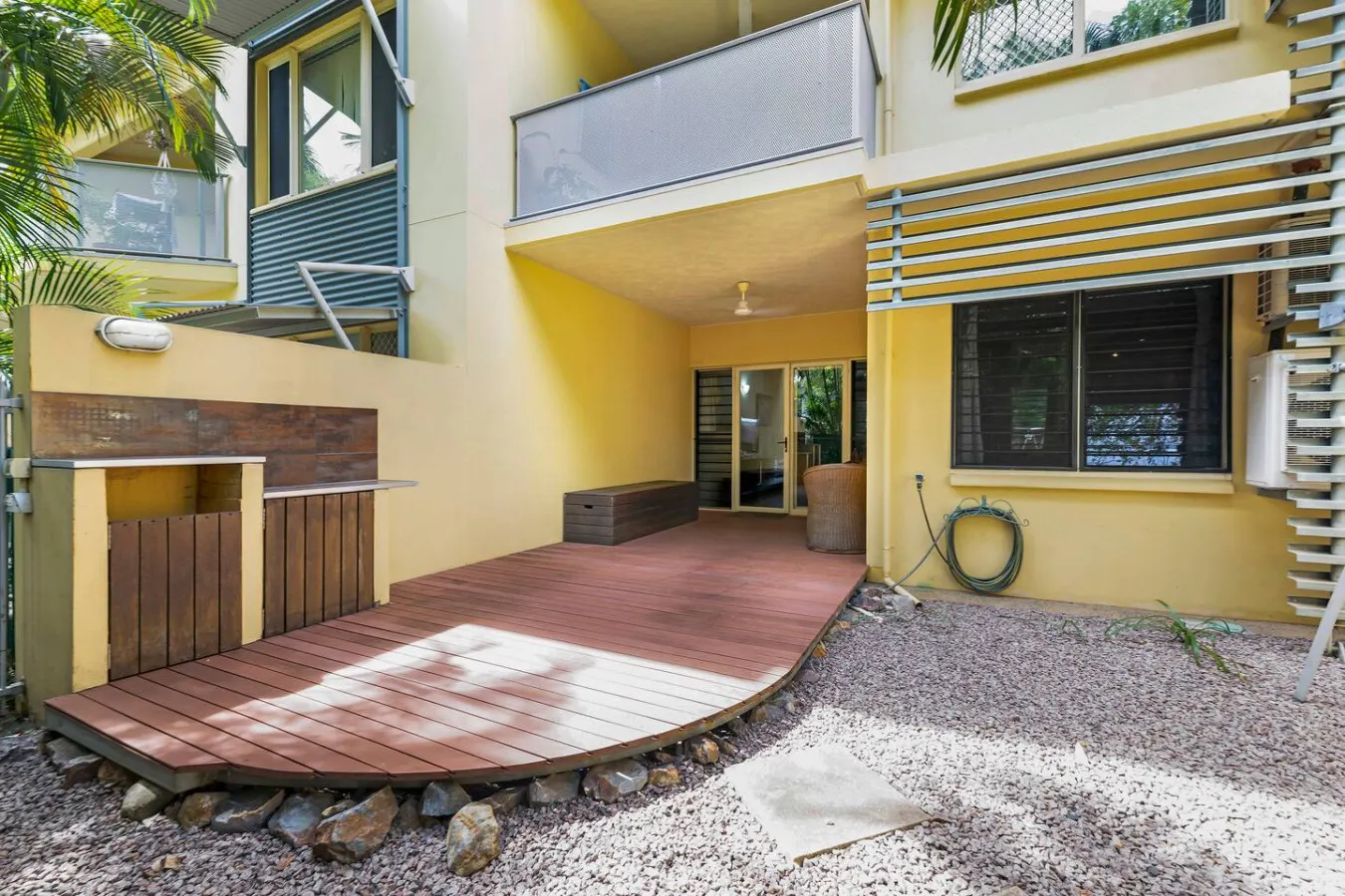 Zen Markets ~ 1BR unit in Parap 15
