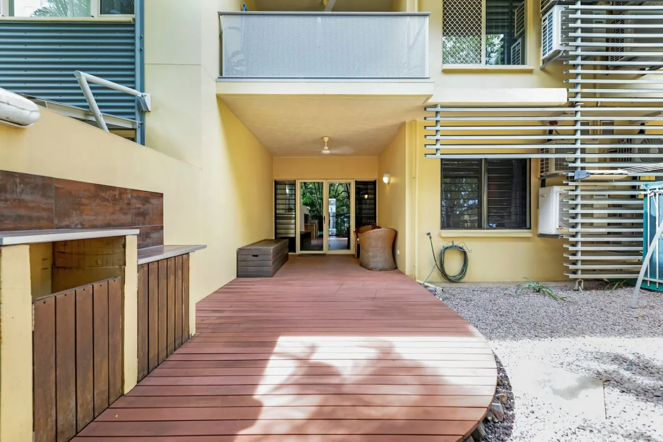 Zen Markets ~ 1BR unit in Parap 16