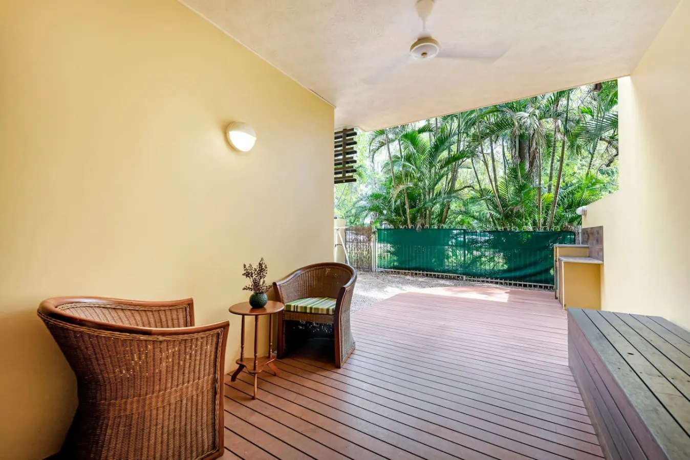 Zen Markets ~ 1BR unit in Parap 20
