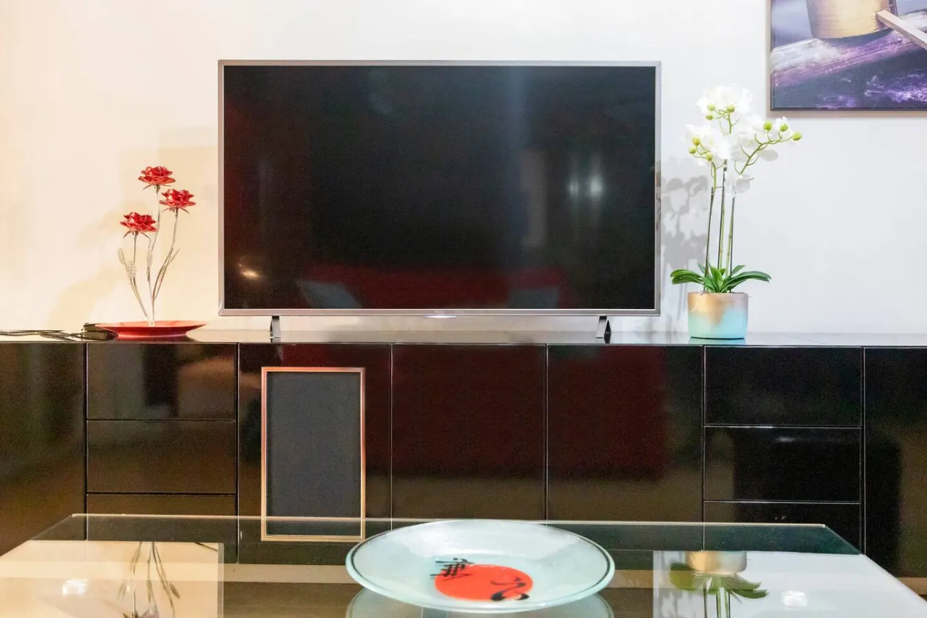 Zen Markets ~ 1BR unit in Parap 7