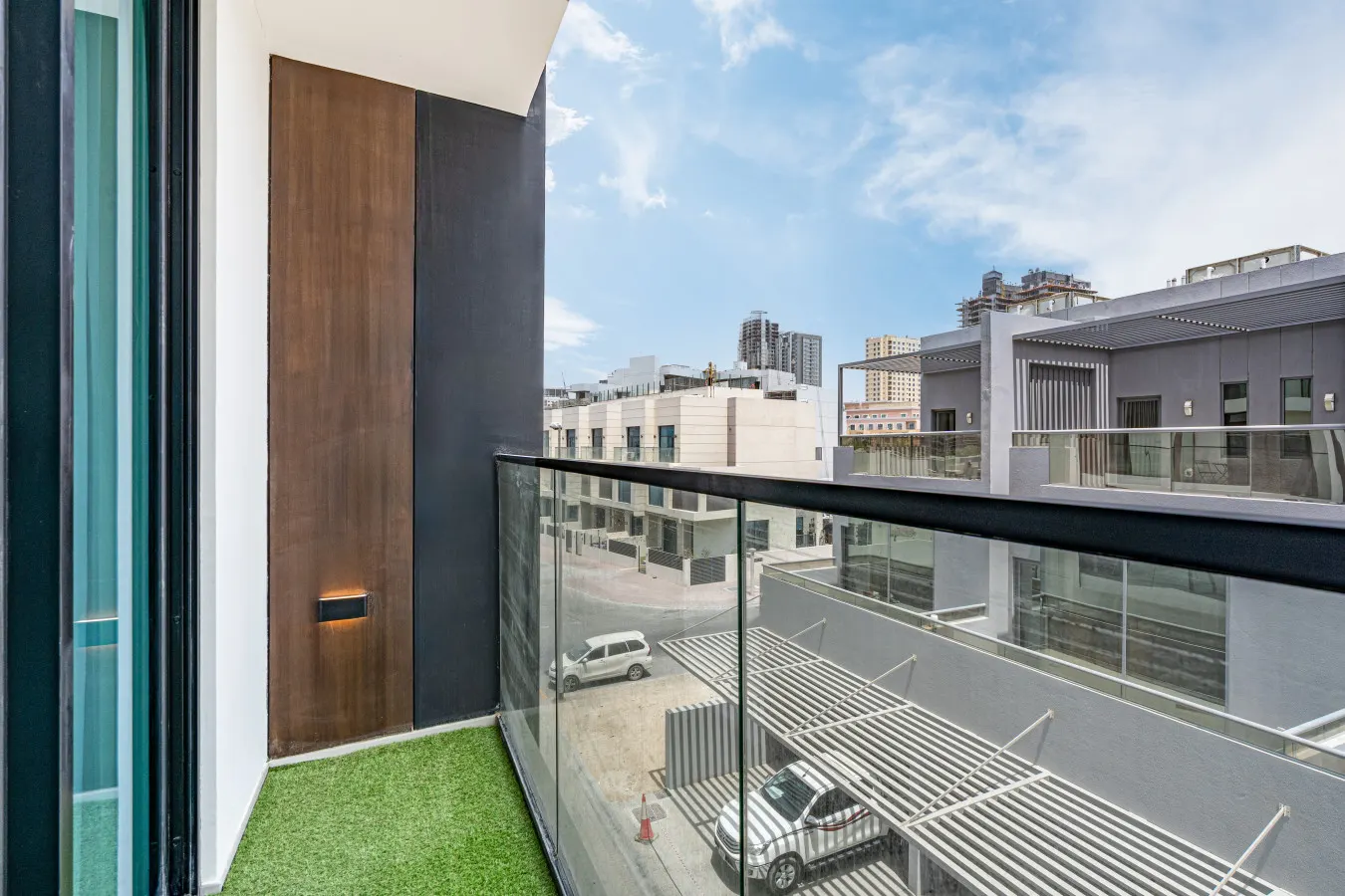 Serene and Stylish Home in the Heart of JVC 14