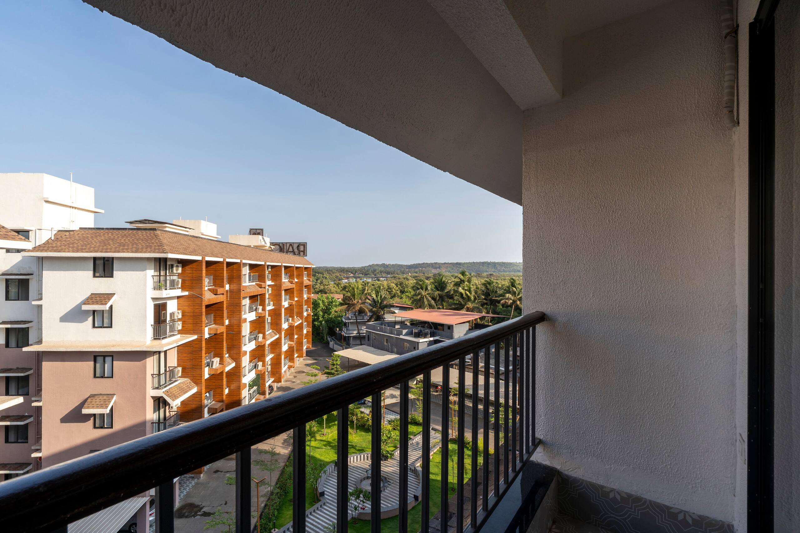 Olive Door |Luxurious 1 BHK Suite by Tarashi Homes 33
