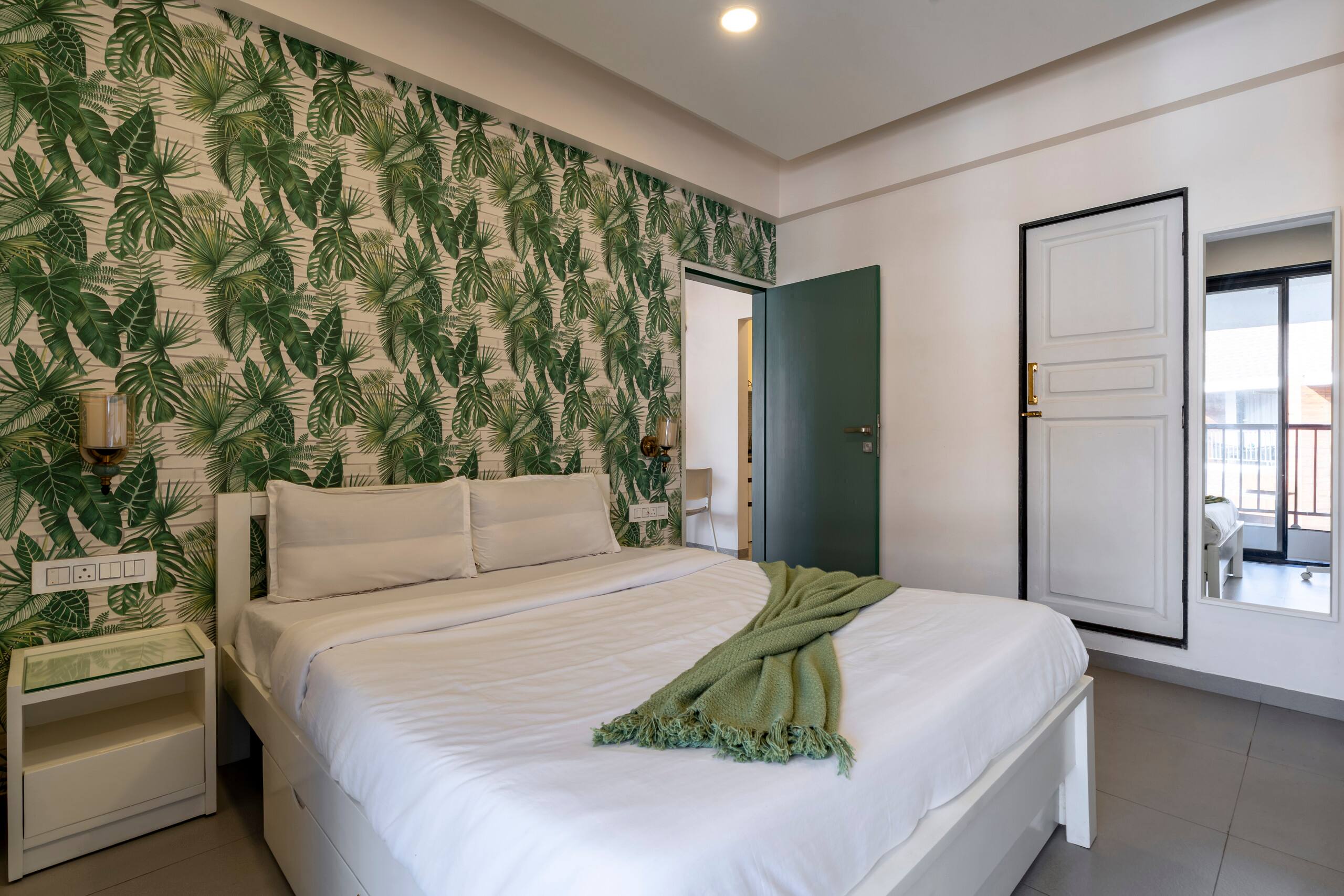 Olive Door |Luxurious 1 BHK Suite by Tarashi Homes 22