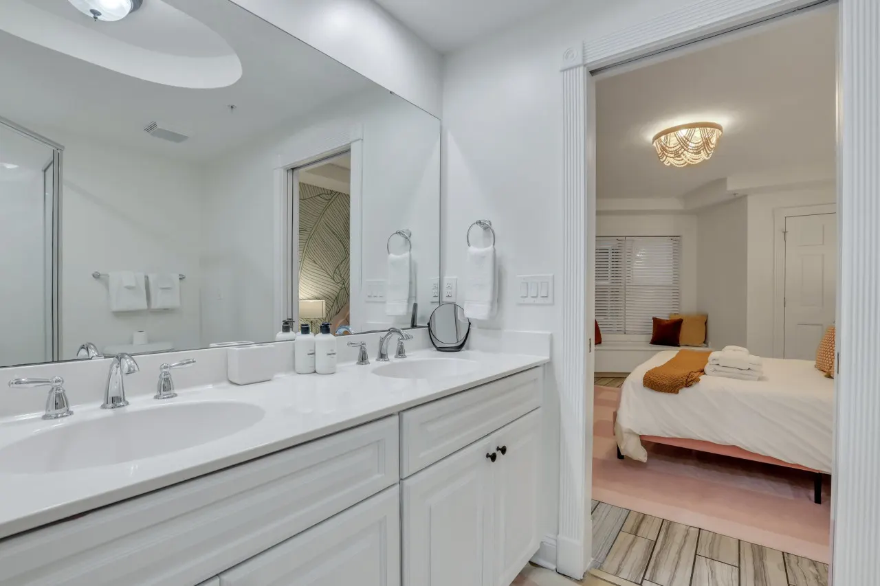 Salt & Sea Inn Unit A- 1 Bed 1 Ba Condo w/ Pool 18