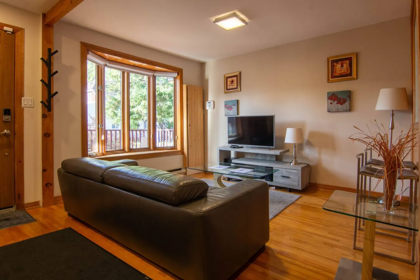 Cozy Bungalow Longueuil | 3 BR | 6 pers