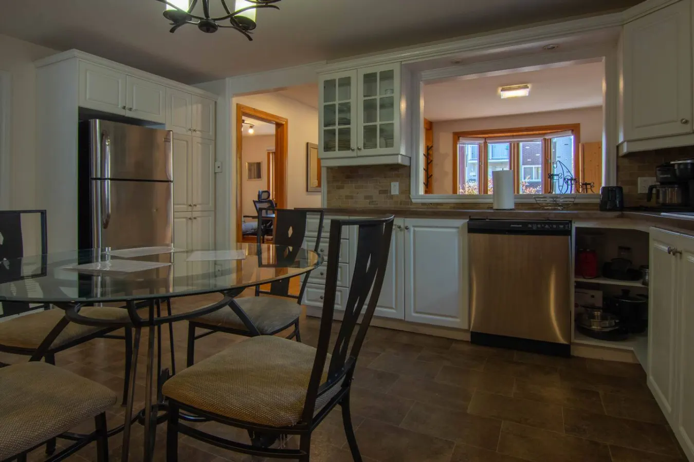 Cozy Bungalow Longueuil 3 BR 6 pers 9