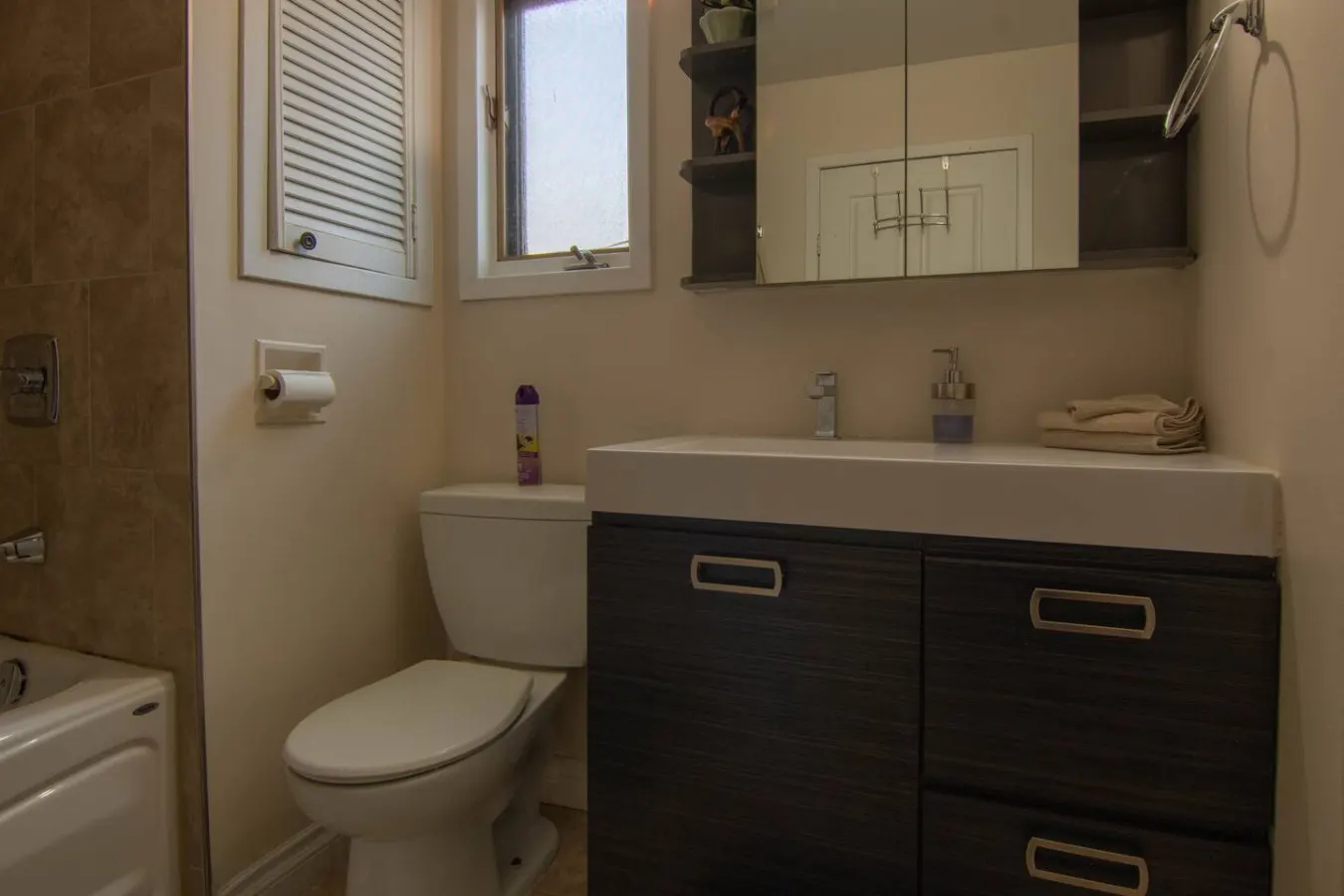 Cozy Bungalow Longueuil 3 BR 6 pers 20