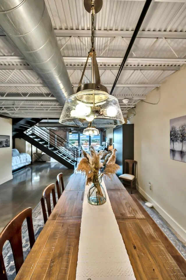 Luxe Penthouse: Downtown Magnolia/Baylor/McLane 16