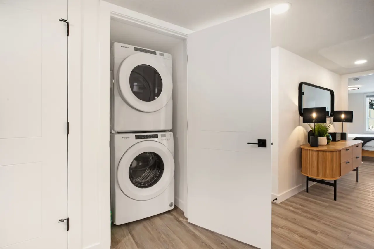 *BRAND NEW! Downtown 1 Block from Main Street!* 13