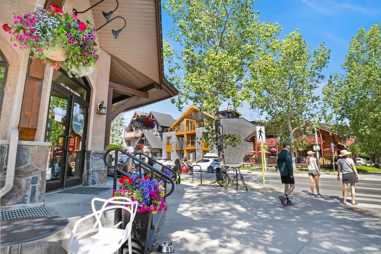 *BRAND NEW! Downtown 1 Block from Main Street!* 14