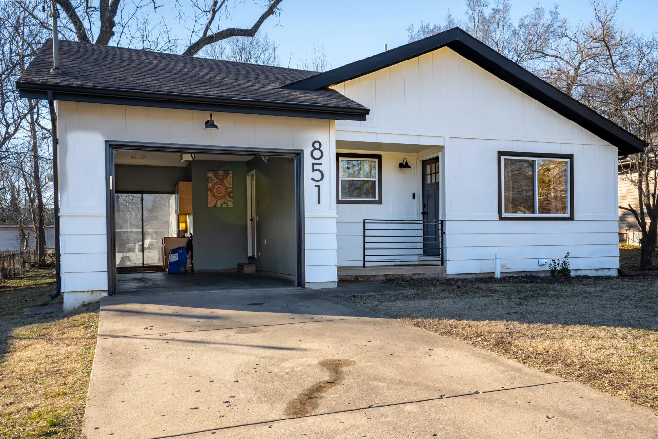 Main Retreat w/ King Bed in Master, and has Garage 2
