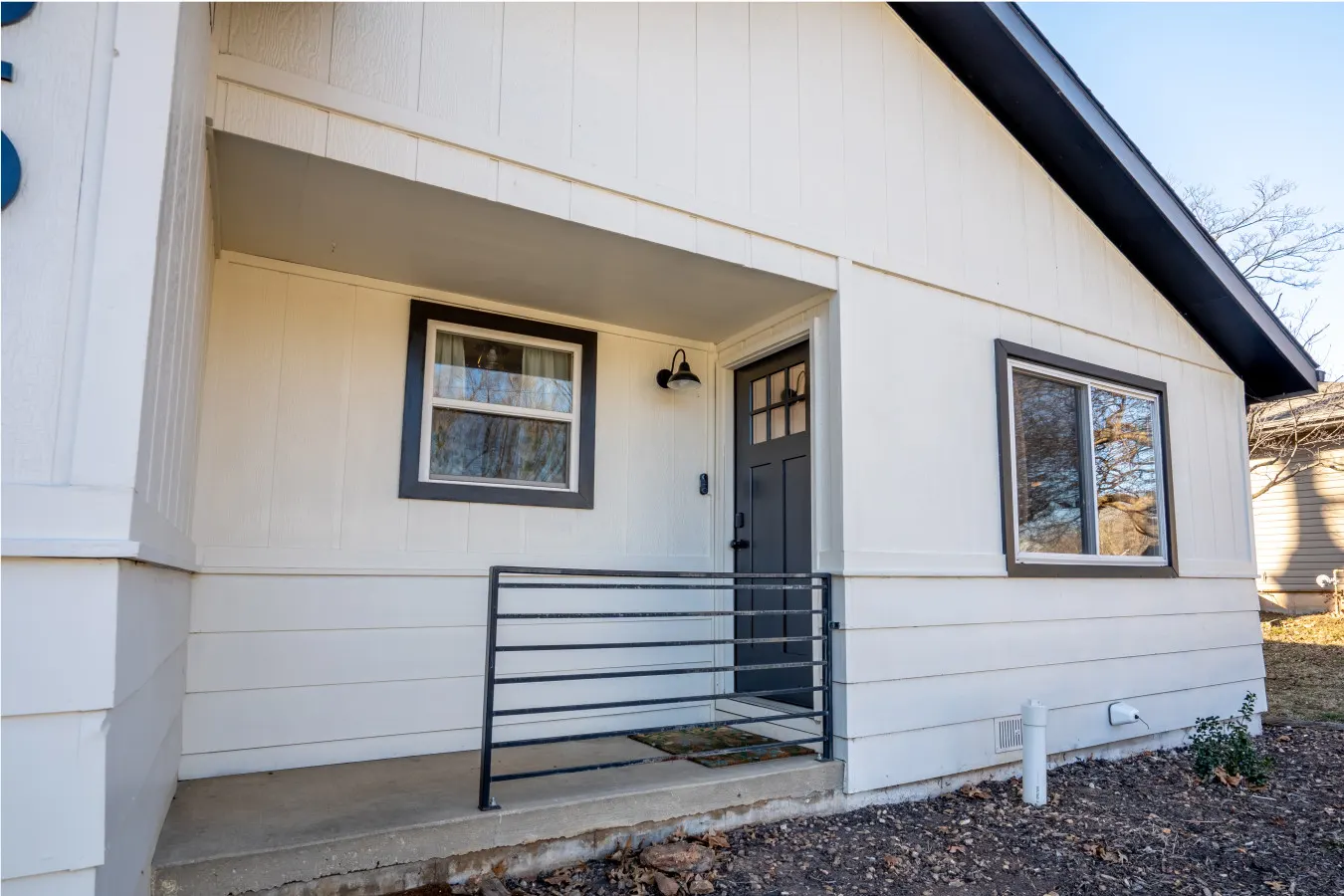 Main Retreat w/ King Bed in Master, and has Garage 12