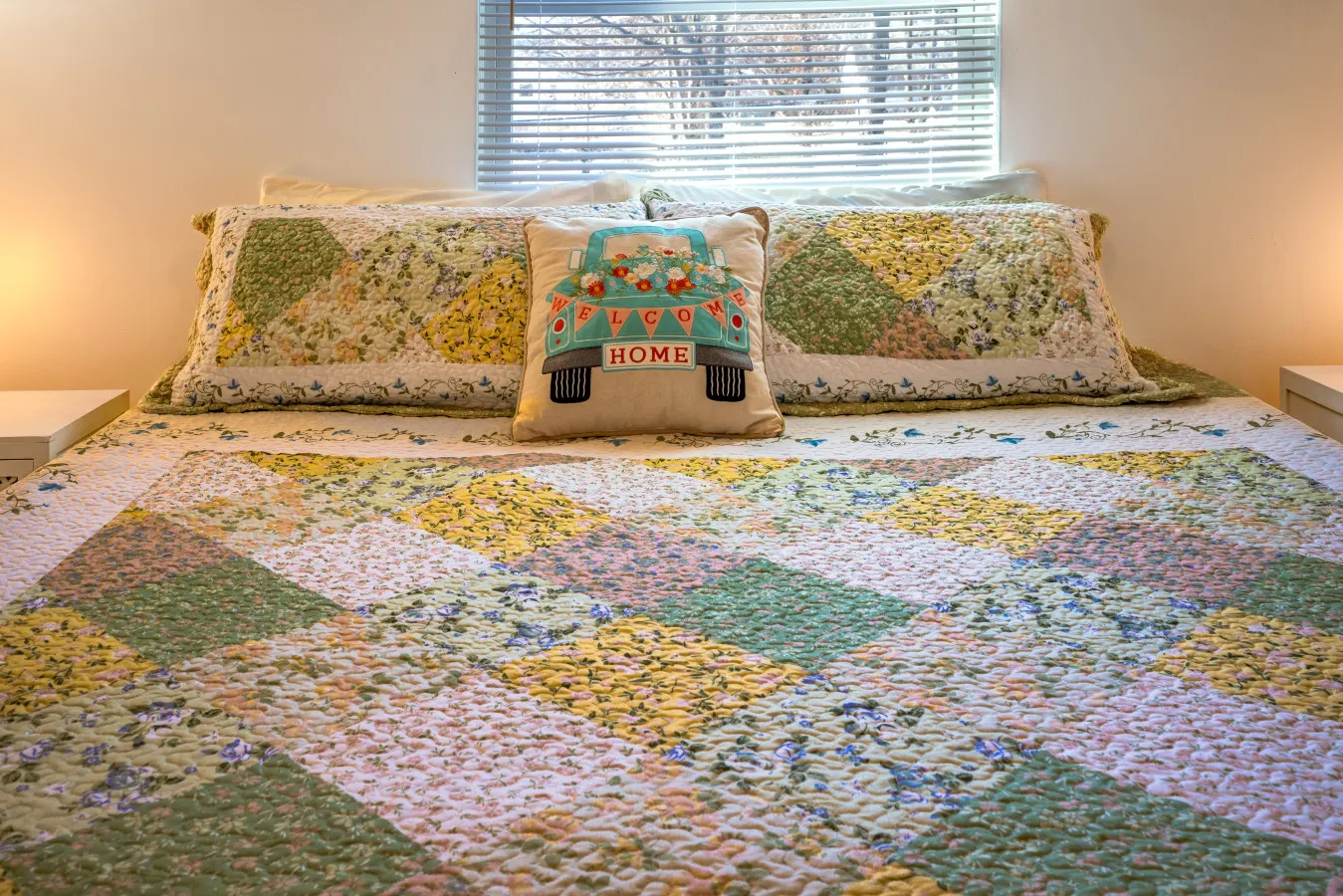 Main Retreat w/ King Bed in Master, and has Garage 15